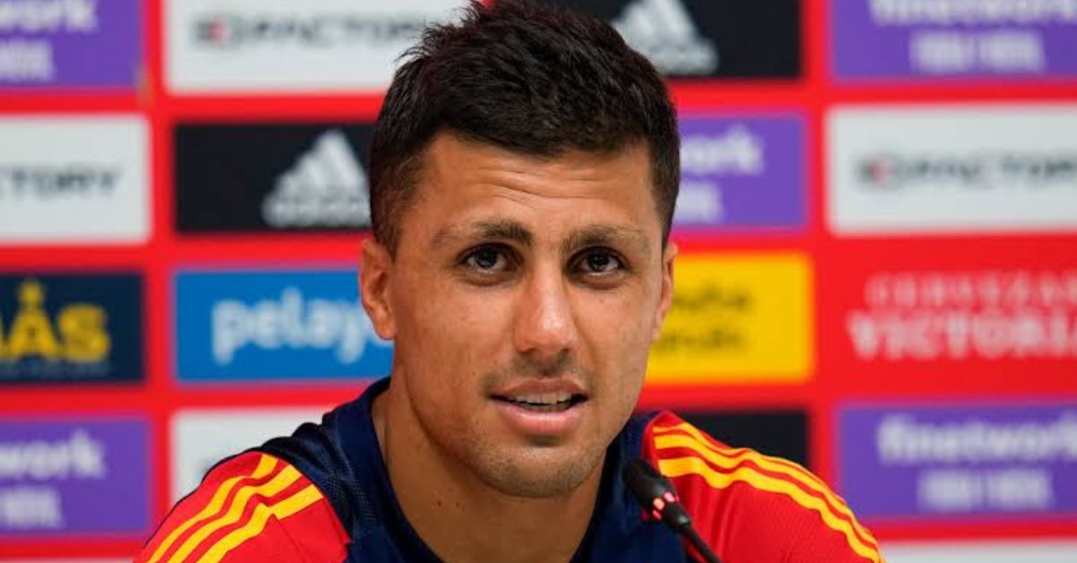 Rodri Hernández en concentración mundialista