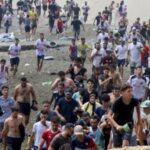 Un autobús ardiendo, pedradas y caos en Castillejos: la peor crisis migratoria con Marruecos desde 2021 se cobra ya 18 vidas