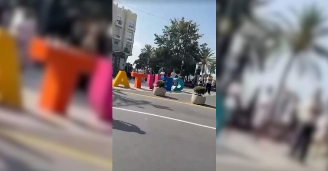 Crece la tensión entre los vecinos de Ceuta ante la crisis migratoria Crece la tensión entre los vecinos de Ceuta ante la crisis migratoria