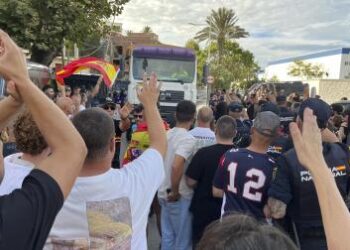 El Gobierno y la Ciudad de Ceuta lanzan un mensaje conjunto contra la violencia ante el repunte de la tensión social El Gobierno y la Ciudad de Ceuta lanzan un mensaje conjunto contra la violencia ante el repunte de la tensión social