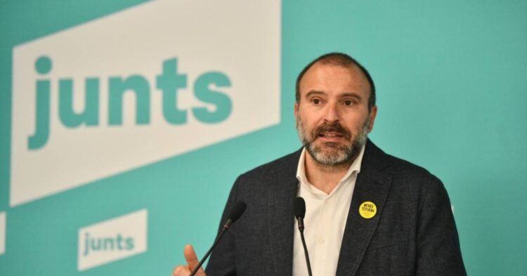 Junts atribuye la crisis de Ceuta a la «ineficacia del Gobierno» y rechaza asumir más migrantes en Cataluña Junts atribuye la crisis de Ceuta a la «ineficacia del Gobierno» y rechaza asumir más migrantes en Cataluña