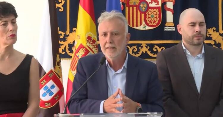Torres descarta el uso de polideportivos en Ceuta para el triaje de migrantes «salvo circunstancias extremas» Torres descarta el uso de polideportivos en Ceuta para el triaje de migrantes «salvo circunstancias extremas»