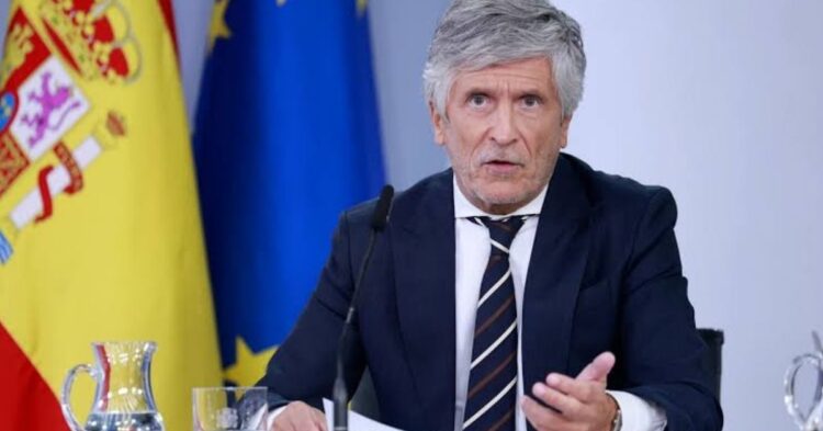 Marlaska carga contra PP y Vox por sus discursos sobre la migración y pide «serenidad y sentido de Estado» Marlaska carga contra PP y Vox por sus discursos sobre la migración y pide «serenidad y sentido de Estado»