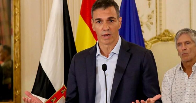 Sánchez convoca a once ministros por la crisis de Ceuta en una jornada marcada por las comparecencias en el Congreso