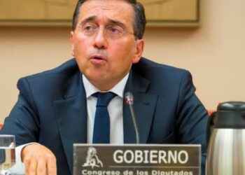 Albares zanja la polémica con Marruecos tras las tensiones en la frontera: «Nunca se va a hablar de la integridad territorial de España» Albares zanja la polémica con Marruecos tras las tensiones en la frontera: «Nunca se va a hablar de la integridad territorial de España»