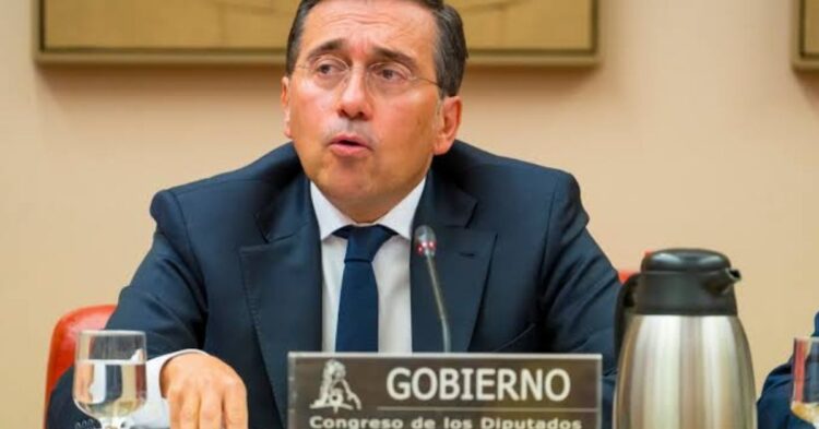 Albares zanja la polémica con Marruecos tras las tensiones en la frontera: «Nunca se va a hablar de la integridad territorial de España» Albares zanja la polémica con Marruecos tras las tensiones en la frontera: «Nunca se va a hablar de la integridad territorial de España»