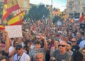 Un centenar de personas se moviliza en Ceuta frente a la Delegación del Gobierno