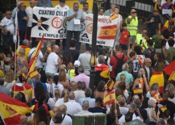 Manifestación de Vox: 73 coches elevan la contaminación acústica en el centro