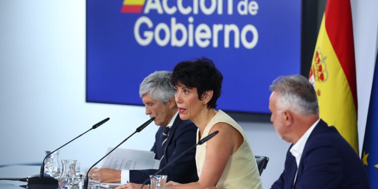 Moncloa lleva la crisis de Ceuta al terreno de la gestión