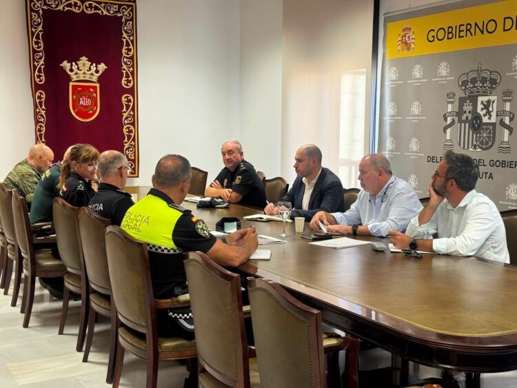 Abierta al tráfico la nueva rotonda que une Avda. España y carretera de servicio JOP Abierta al tráfico la nueva rotonda que une Avda. España y carretera de servicio JOP