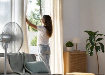 Cómo mantener la casa fresca en los días de más calor sin disparar la factura