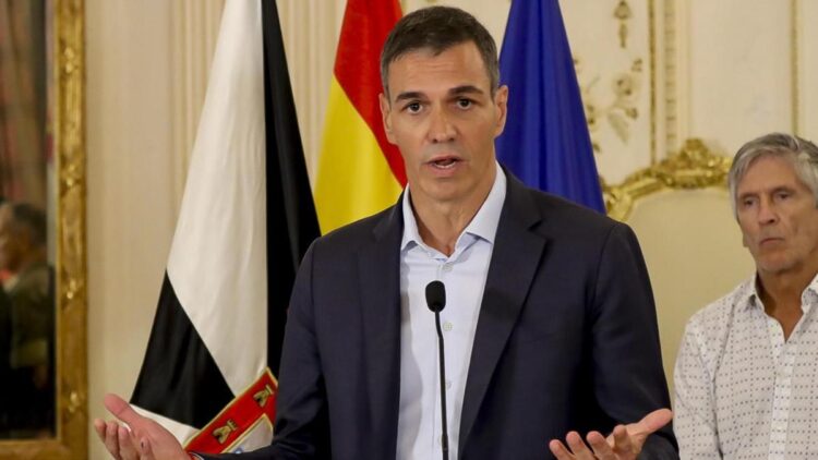 Sánchez vincula a redes de desinformación rusas e israelíes con la entrada masiva de inmigrantes en Ceuta Sánchez vincula a redes de desinformación rusas e israelíes con la entrada masiva de inmigrantes en Ceuta