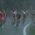 Una violenta granizada obliga a suspender la tercera etapa de La Vuelta a España tras el gesto de Pogacar y el refugio de Landa