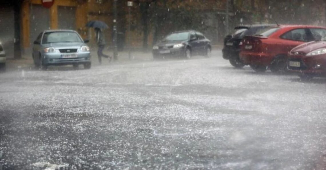 Un río atmosférico recorre España y mantiene en alerta a 12 comunidades autónomas por lluvias e inundaciones Un río atmosférico recorre España y mantiene en alerta a 12 comunidades autónomas por lluvias e inundaciones