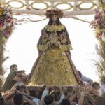 La Virgen del Rocío llega a la parroquia de Almonte tras 20 horas de procesión y bajo la lluvia