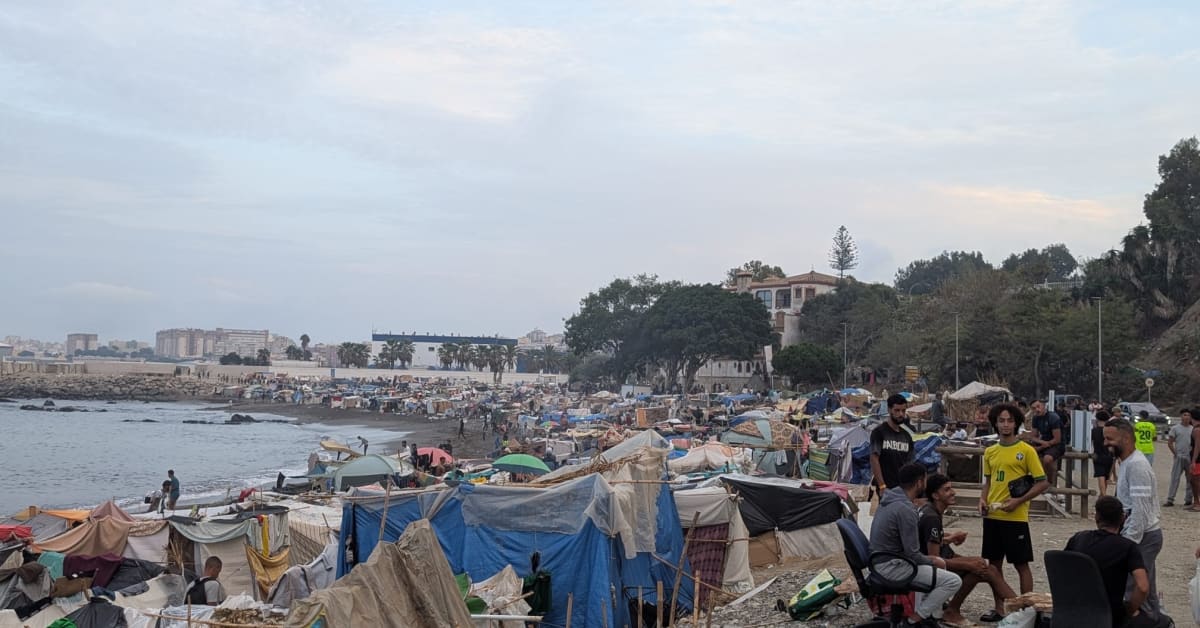 Ceuta retira 6 toneladas de residuos tras desalojo en la desaladora Ceuta retira 6 toneladas de residuos tras desalojo en la desaladora