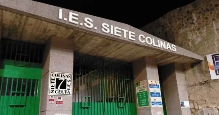 El IES Siete Colinas desmiente rotundamente el «bulo malintencionado» sobre la intrusión de inmigrantes en el centro El IES Siete Colinas desmiente rotundamente el «bulo malintencionado» sobre la intrusión de inmigrantes en el centro