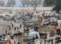 Las chozas de migrantes crecen en la playa de Benítez