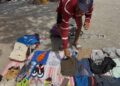 La Policía de Ceuta da una hora a migrantes para desmantelar mercadillos La Policía de Ceuta da una hora a migrantes para desmantelar mercadillos