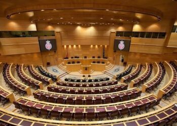 El PP propone en el Senado devolver a nadadores en Ceuta