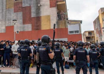 Vuelta al cole en Ceuta con desconfianza por la crisis fronteriza