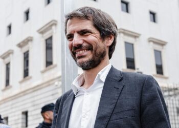 Urtasun evidencia diferencias en la coalición tras pedir el traslado a la península de los migrantes de Ceuta Urtasun evidencia diferencias en la coalición tras pedir el traslado a la península de los migrantes de Ceuta