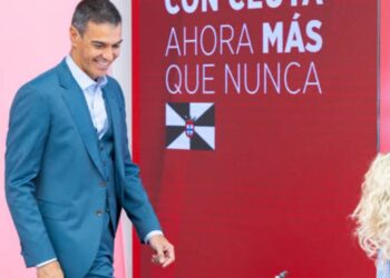 Sánchez anuncia la publicación de todos los informes policiales previos a la crisis de Ceuta: “El Gobierno no tiene nada que ocultar” Sánchez anuncia la publicación de todos los informes policiales previos a la crisis de Ceuta: “El Gobierno no tiene nada que ocultar”