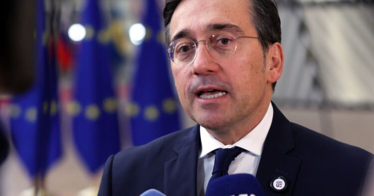 Albares denuncia ante la UE la desinformación sobre Ceuta y exige «la misma solidaridad» para la frontera sur Albares denuncia ante la UE la desinformación sobre Ceuta y exige «la misma solidaridad» para la frontera sur