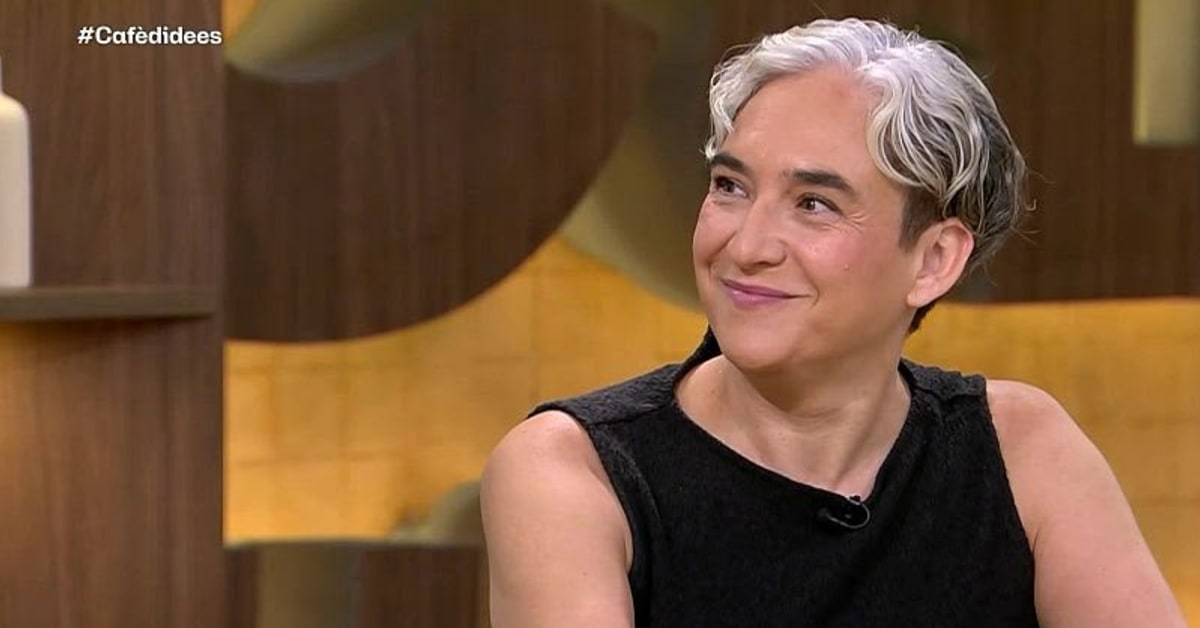 Ada Colau comparte vivienda con un familiar tras dificultades económicas Ada Colau comparte vivienda con un familiar tras dificultades económicas