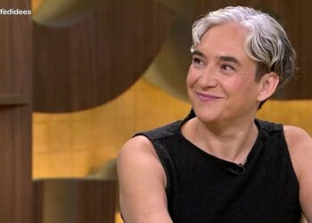 Ada Colau comparte vivienda con un familiar tras dificultades económicas Ada Colau comparte vivienda con un familiar tras dificultades económicas