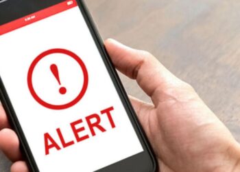 La alerta roja por lluvias en Extremadura provoca evacuaciones y cortes de tráfico en varias carreteras La alerta roja por lluvias en Extremadura provoca evacuaciones y cortes de tráfico en varias carreteras