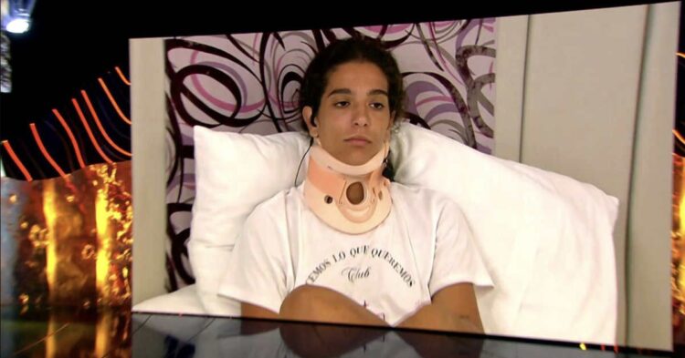 ‘Supervivientes’ comunica que Alma Bollo debe abandonar el concurso y ser trasladada a España por una lesión ‘Supervivientes’ comunica que Alma Bollo debe abandonar el concurso y ser trasladada a España por una lesión