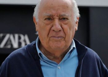 Los equipos contra el cáncer donados por Amancio Ortega encaran la recta final para su puesta en marcha