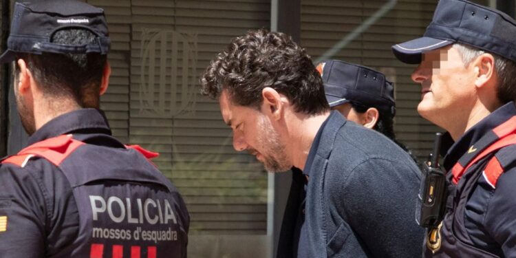 Revisan la geolocalización y las llamadas de Jonathan Andic para verificar la pérdida de su móvil en Ecuador
