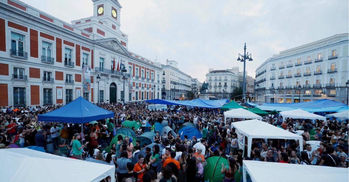 JUPOL critica la permanencia del asentamiento ilegal en la Puerta del Sol y señala al delegado del Gobierno en Madrid JUPOL critica la permanencia del asentamiento ilegal en la Puerta del Sol y señala al delegado del Gobierno en Madrid