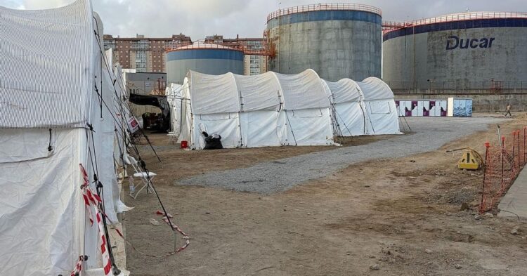 La Audiencia Nacional avala seguir con el campamento del puerto de Ceuta La Audiencia Nacional avala seguir con el campamento del puerto de Ceuta