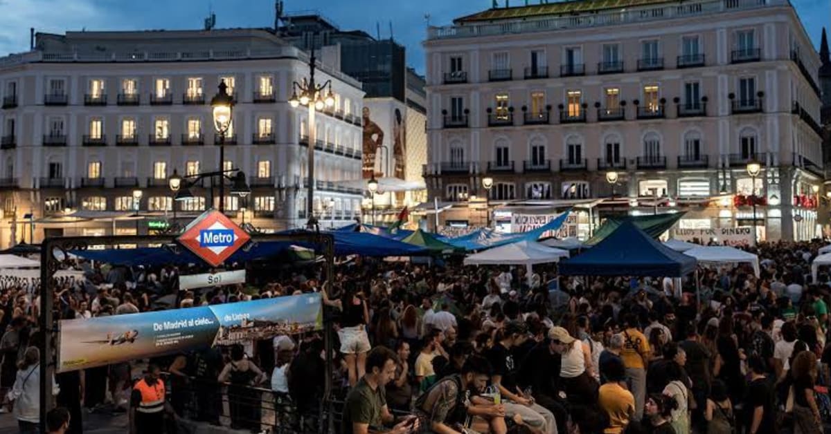 Protestas en Madrid por la crisis de vivienda ante el rechazo de decretos en el Congreso Protestas en Madrid por la crisis de vivienda ante el rechazo de decretos en el Congreso