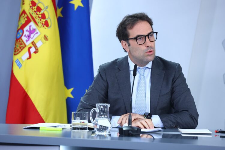 Ceuta recibe 309 millones del Gobierno en plan de choque Ceuta recibe 309 millones del Gobierno en plan de choque