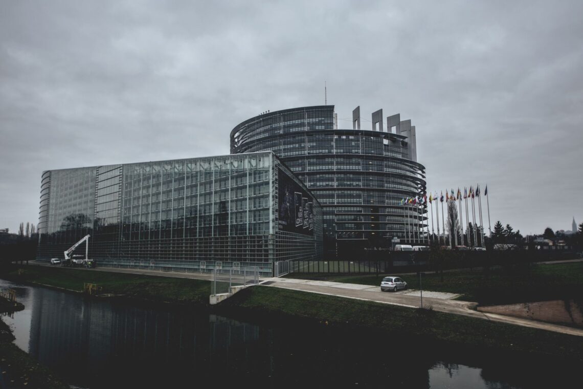 El Parlamento Europeo pide una investigación independiente sobre la crisis de Ceuta y reclama esclarecer la planificación de la entrada masiva
