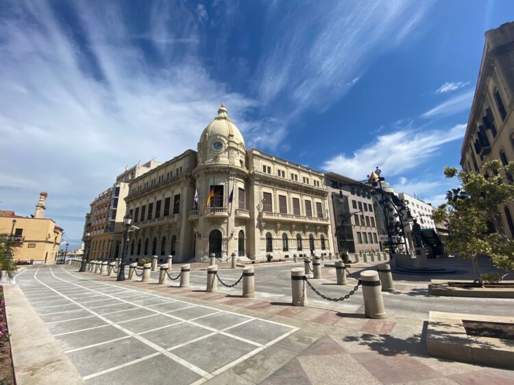 Ceuta requiere al Estado información sobre entradas del 30 y 31 de julio