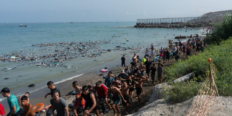 Frontera de Ceuta en la zona del Tarajal