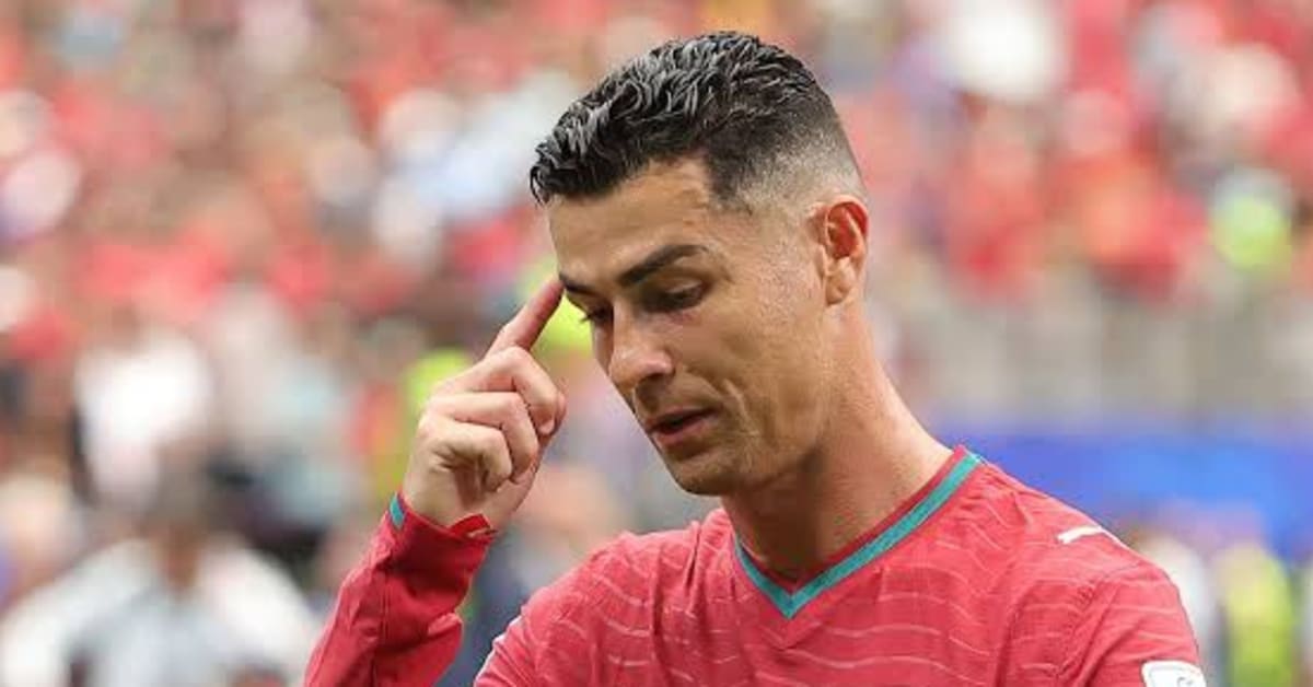 Cristiano Ronaldo abandona la concentración de Portugal tras desacuerdo con el seleccionador Cristiano Ronaldo abandona la concentración de Portugal tras desacuerdo con el seleccionador