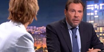 Óscar Puente defiende la gestión ferroviaria e insiste en que «la puta Renfe» no siempre es responsable de los retrasos Óscar Puente defiende la gestión ferroviaria e insiste en que «la puta Renfe» no siempre es responsable de los retrasos