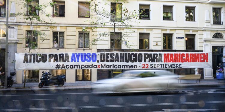 Desahucio de Maricarmen en Madrid genera protestas y tensión