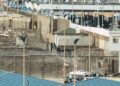 Desalojo en la playa de Benítez: migrantes magrebíes regresan a Marruecos para evitar triaje Desalojo en la playa de Benítez: migrantes magrebíes regresan a Marruecos para evitar triaje