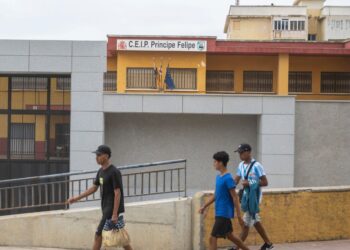 El Ministerio de Educación destaca la ausencia de incidencias en el inicio del curso escolar en Ceuta, con más del 74% de asistencia El Ministerio de Educación destaca la ausencia de incidencias en el inicio del curso escolar en Ceuta, con más del 74% de asistencia