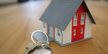 El Gobierno prepara un decreto de vivienda que afectará a pequeños propietarios El Gobierno prepara un decreto de vivienda que afectará a pequeños propietarios