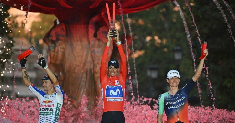 La Vuelta a España se queda en casa doce años después: Enric Mas es el primer español que la gana desde Contador en 2014 La Vuelta a España se queda en casa doce años después: Enric Mas es el primer español que la gana desde Contador en 2014