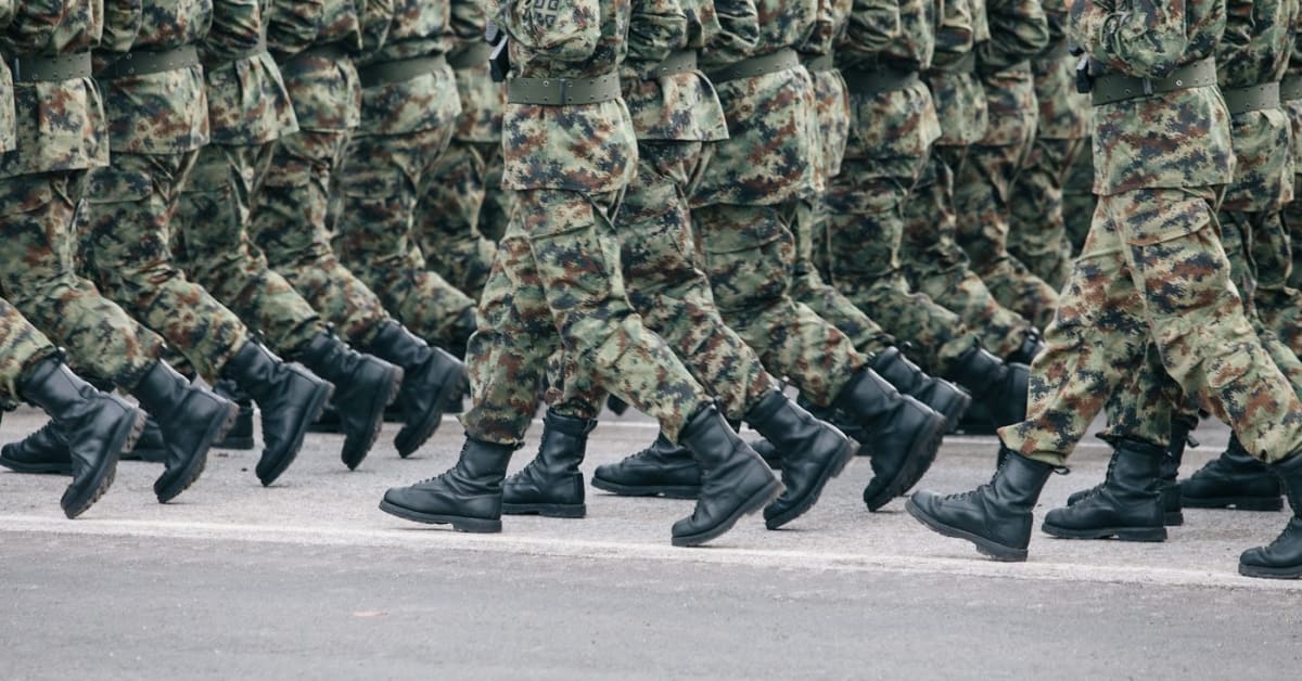 España lanza servicio militar voluntario para jóvenes nacidos en 2007 y 2008
