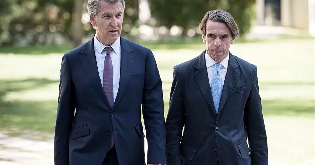 Aznar y Feijóo piden “cabeza fría” frente al Ejecutivo y proponen una “reconstrucción nacional” Aznar y Feijóo piden “cabeza fría” frente al Ejecutivo y proponen una “reconstrucción nacional”
